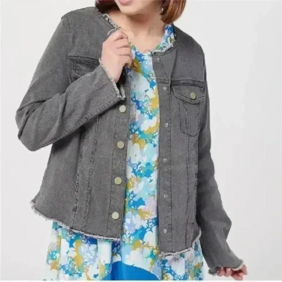 4/$25 LOGO by Lori Goldstein  Distressed Edges Denim Jacket Frayed Grey Sz 4 - Picture 1 of 9